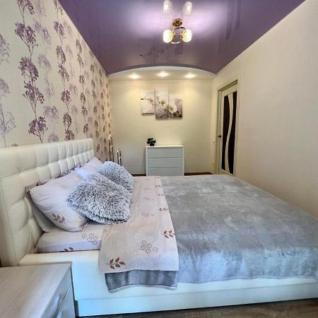 2-Комн Люкс В Центре Вишенки Winnyzja Exterior foto